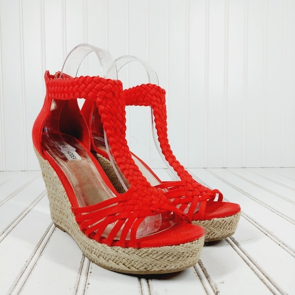 Steve Madden Rise Wedge Heel Espadrille T Strap Red Fabric Heels i850 - Picture 4 of 13